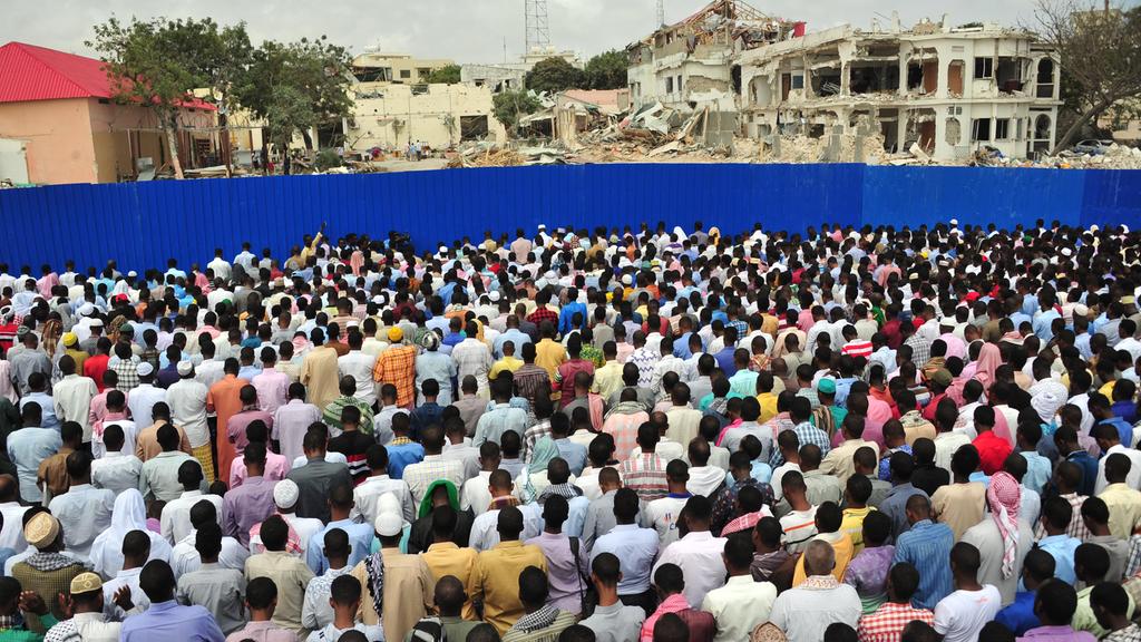 The Solidarity Bandwidth