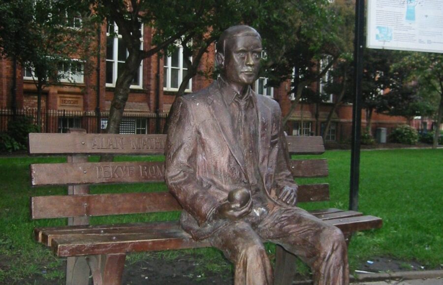 Manchester Honours Alan Turing